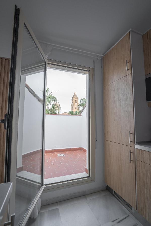 Stay U-Nique Apartments Plaza Constitucion Malaga Exterior photo